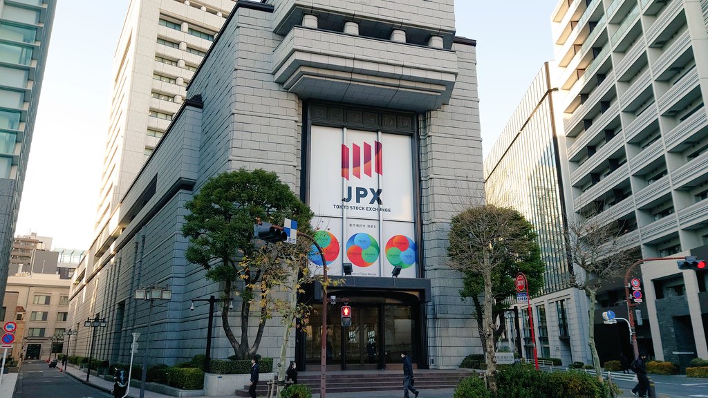 仮想通貨市場の現在地と未来予測：最新ニュースから読み解く2024年の動向とこれからの可能性