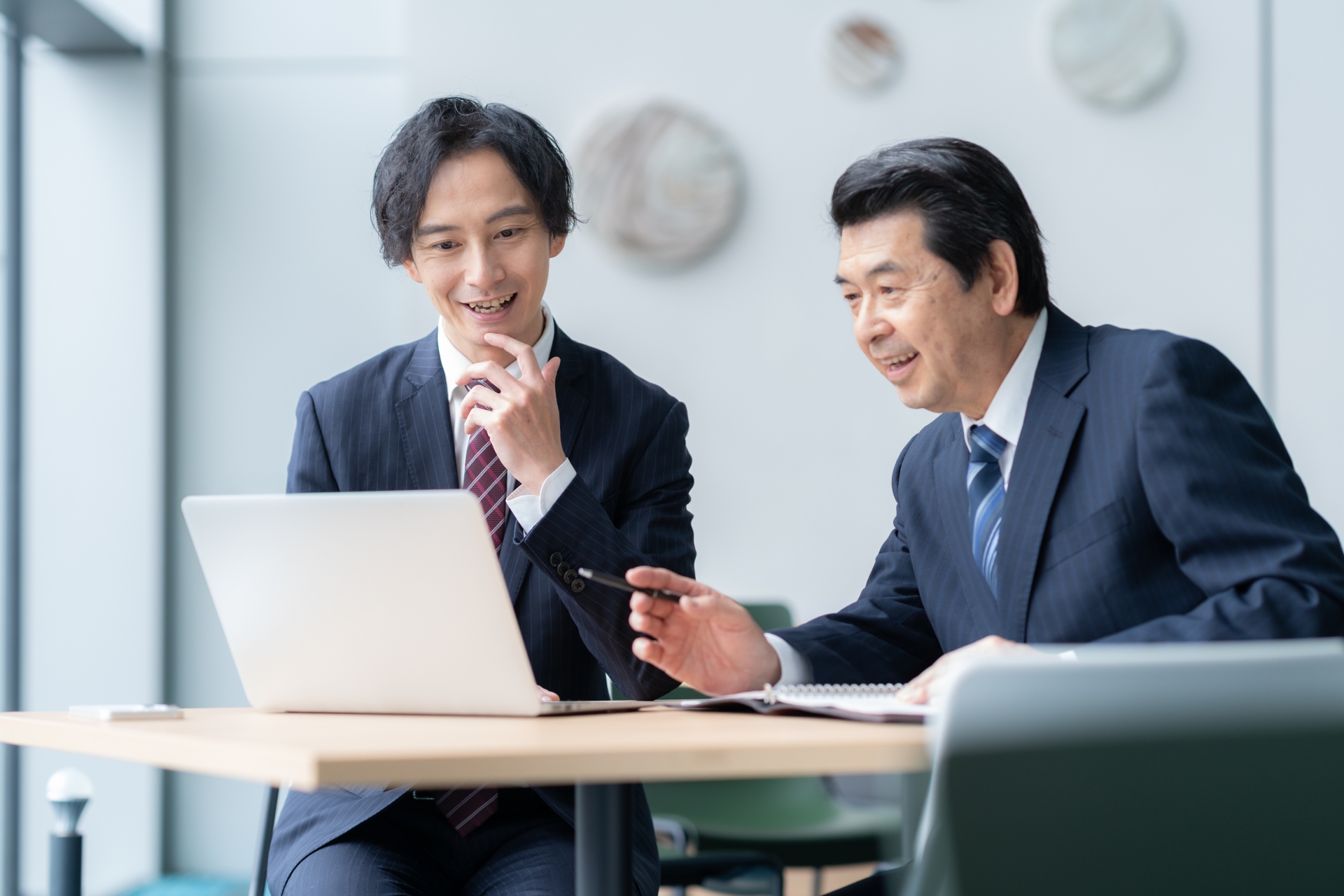 暗号資産の未来を守るために：規制・法律・税金の最新知識と対応策